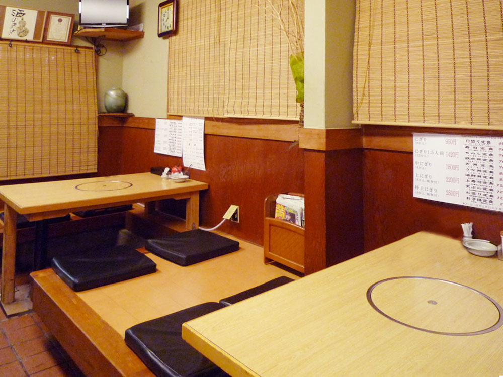 大阪守口/西郷寿司テーブル席